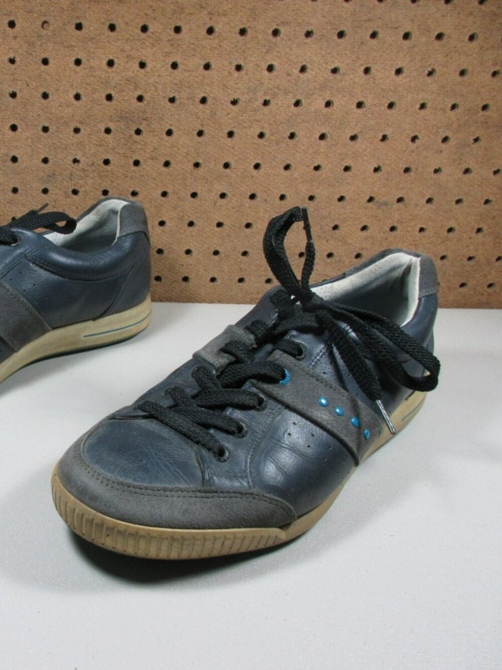 ECCO mens navy an gray suede Street Premier spikeless golf shoes 43 9 M
